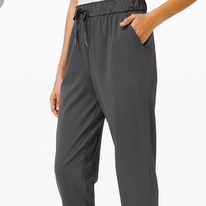 Lululemon Keep Moving 7/8 Pant